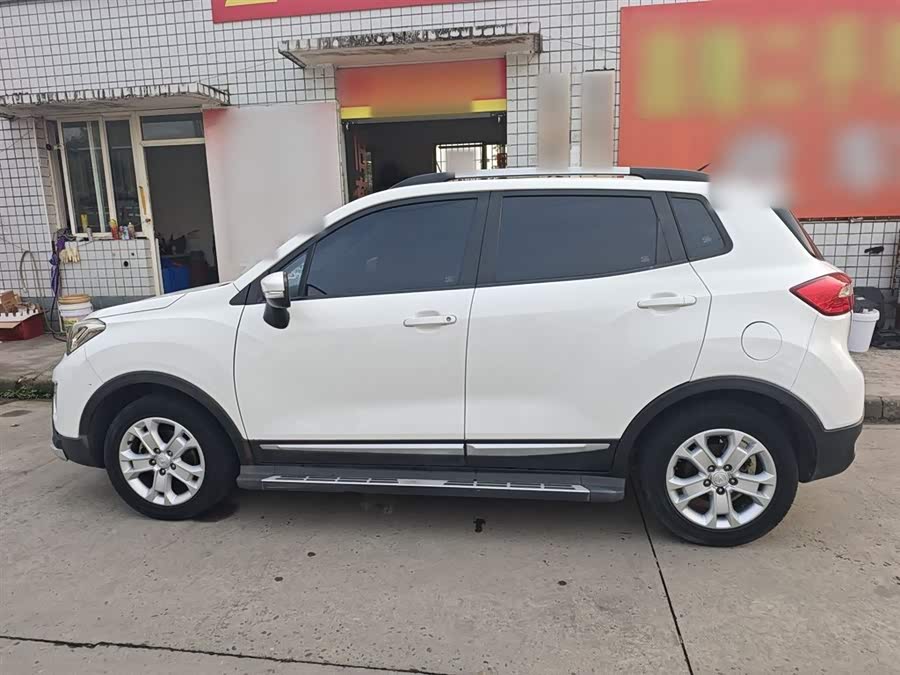 Changan CS15 2016 car image #6