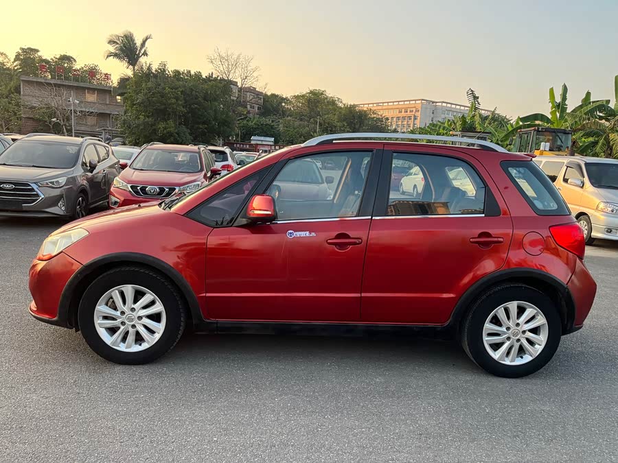 铃木 天语 SX4 2014 汽车图片 #6