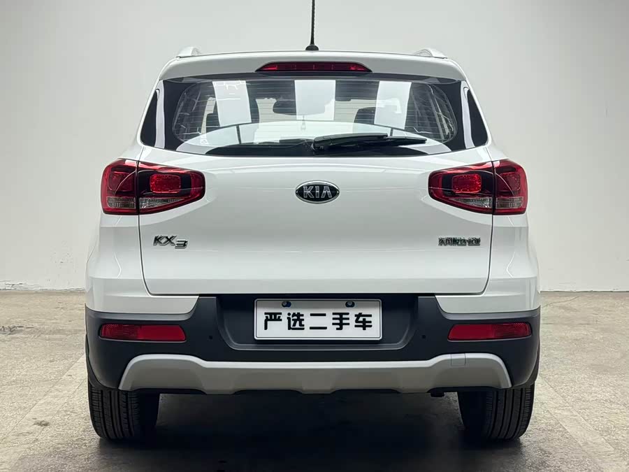 Kia Stonic 2017 #6 Kia Stonic 2017 car image #6