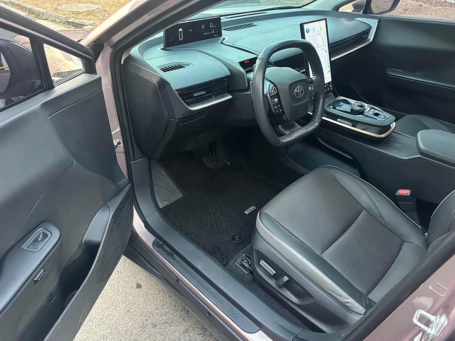 Toyota bZ3 2023 #6 Toyota bZ3 2023 immagine di auto #6