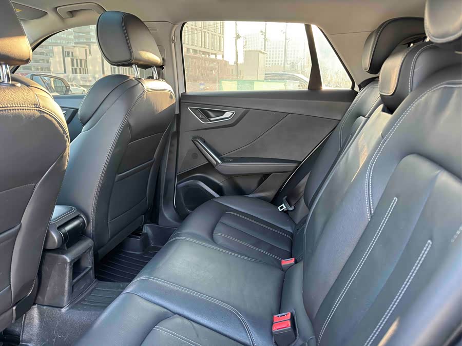 Audi Q2L 2022 #6 Audi Q2L 2022 car image #6