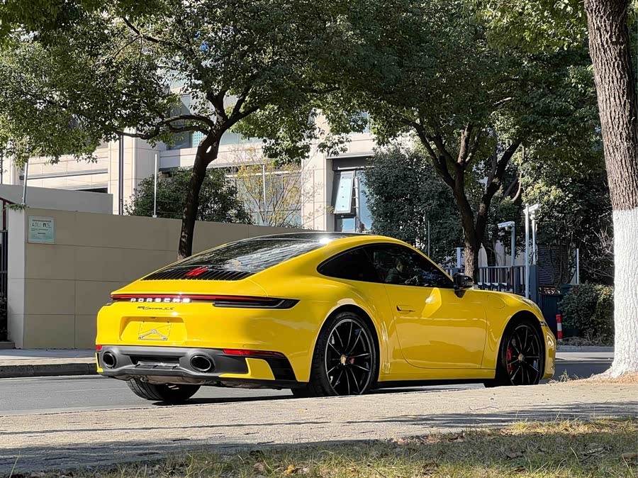 2021 car image #6