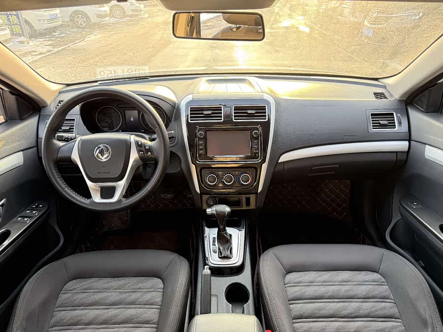 Forthing JOYEAR S50 2016 immagine di auto #6