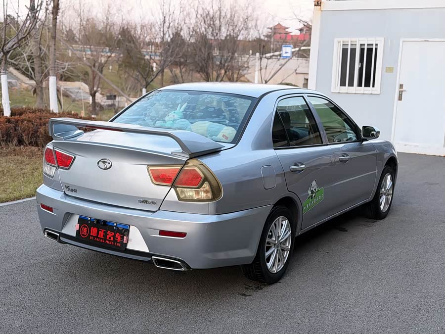 Soueast V3 Lingyue 2014 car image #6