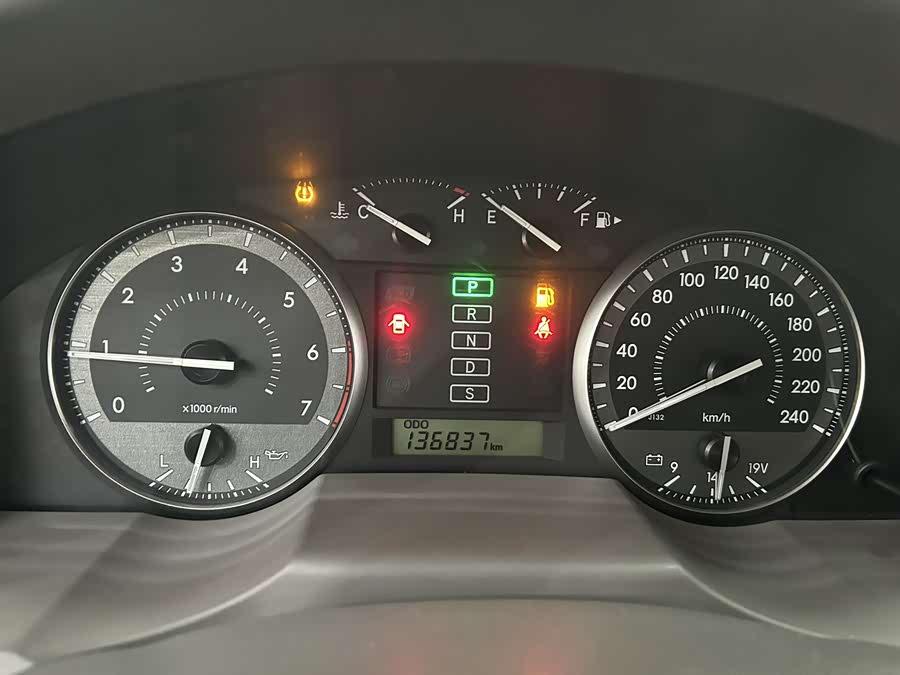 Toyota Land Cruiser 2019 #6 Toyota Land Cruiser 2019 car image #6