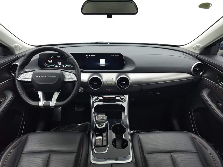 Forthing T5 EVO 2021 car image #6