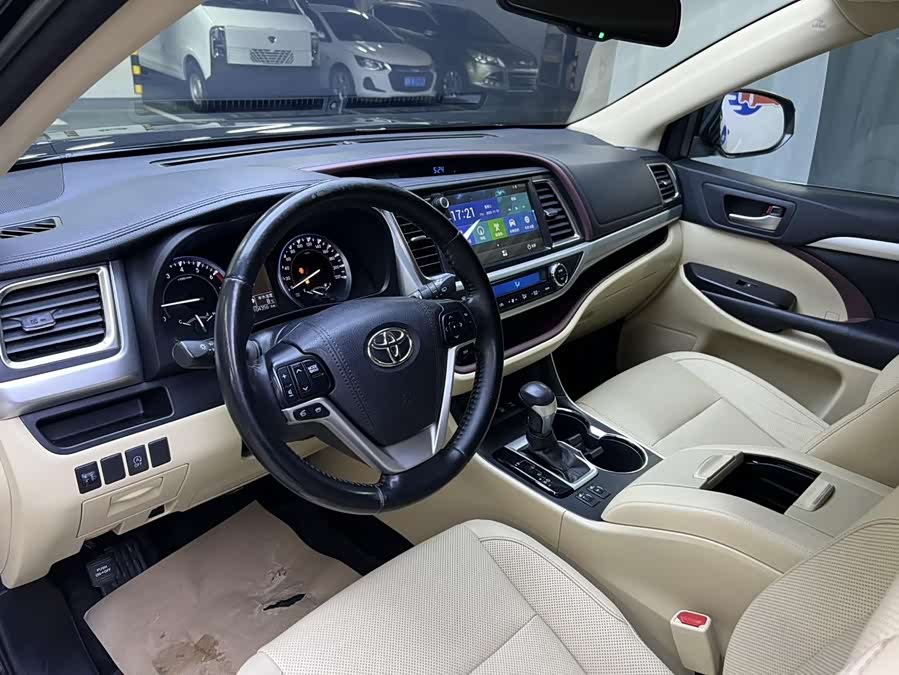 Toyota Highlander 2017 #6 Toyota Highlander 2017 car image #6