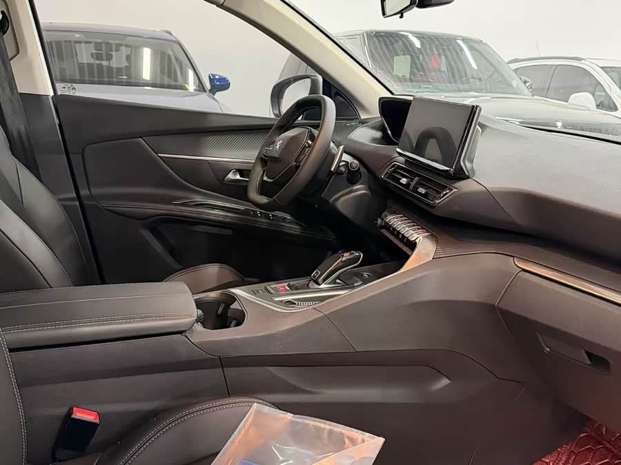 Peugeot 5008 2023 #6 Peugeot 5008 2023 car image #6