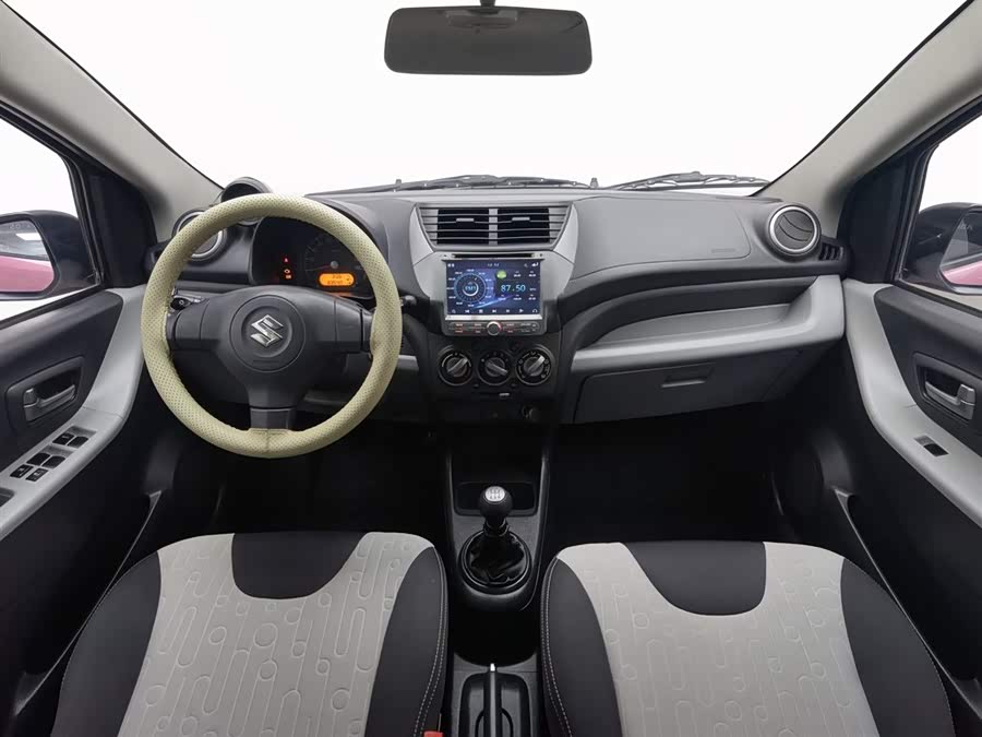 Suzuki 2013 car image #6