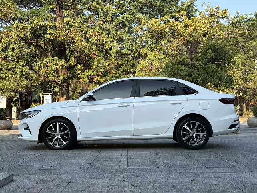 GEELY Emgrand 2021 #6 GEELY Emgrand 2021 car image #6