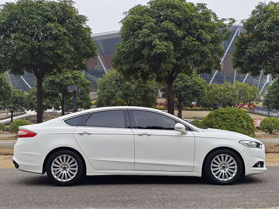 Ford Mondeo 2014 #6 Ford Mondeo 2014 car image #6