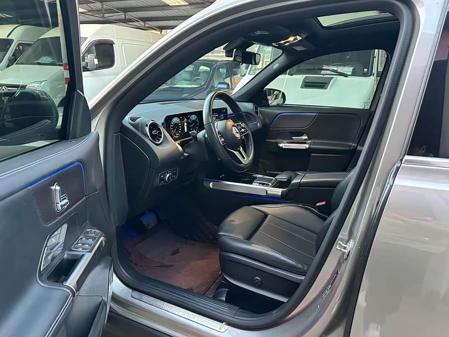 Mercedes-Benz GLB Class 2020 #6 Mercedes-Benz GLB Class 2020 car image #6