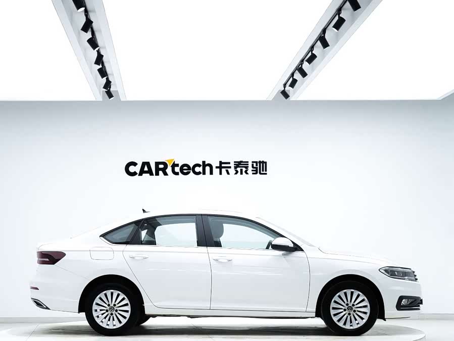 Volkswagen Lavida 2021 car image #6