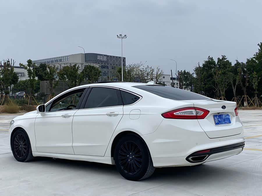 Ford Mondeo 2013 #6 Ford Mondeo 2013 car image #6