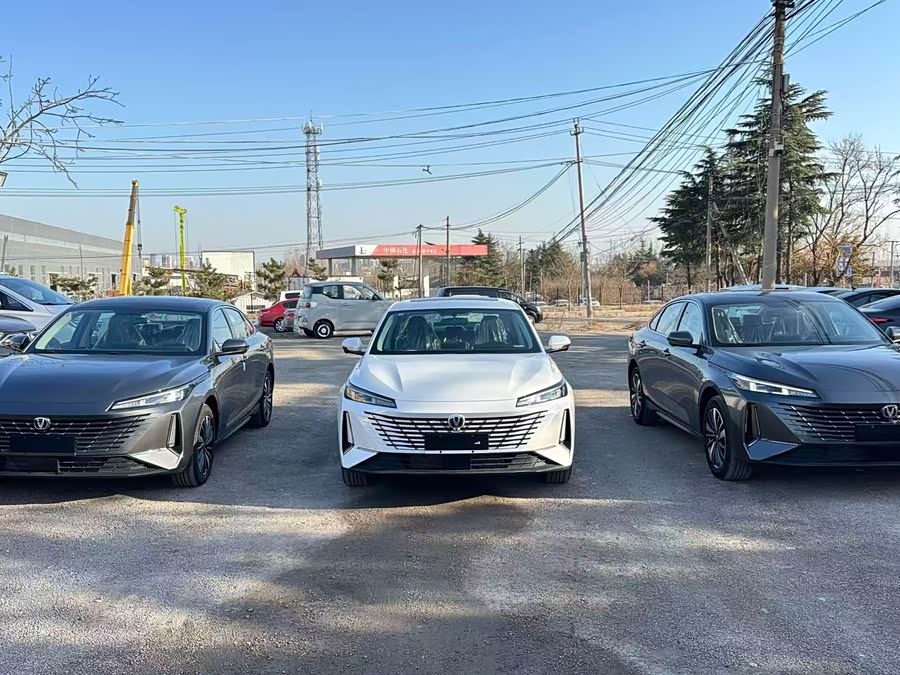 Changan EadoPHEV 2025 immagine di auto #6