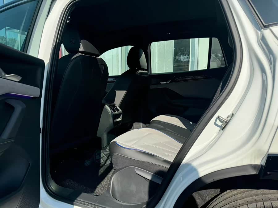 Volkswagen Tayron 2025 #6 Volkswagen Tayron 2025 immagine di auto #6