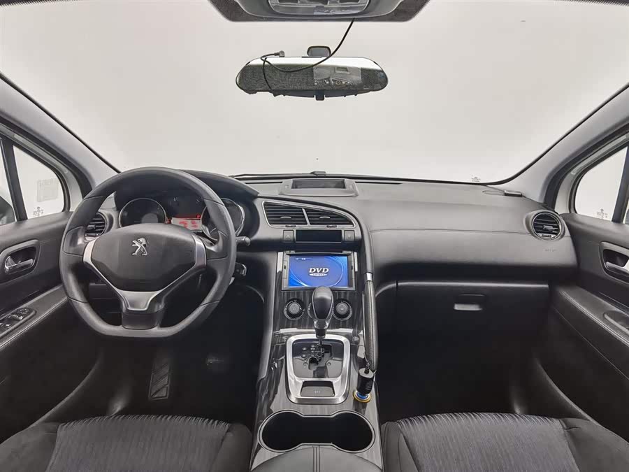 Peugeot 3008 2014 car image #6