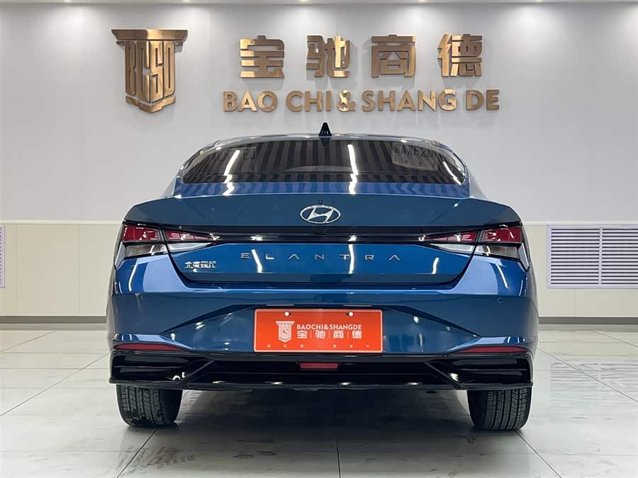 Hyundai Elantra 2022 immagine di auto #6