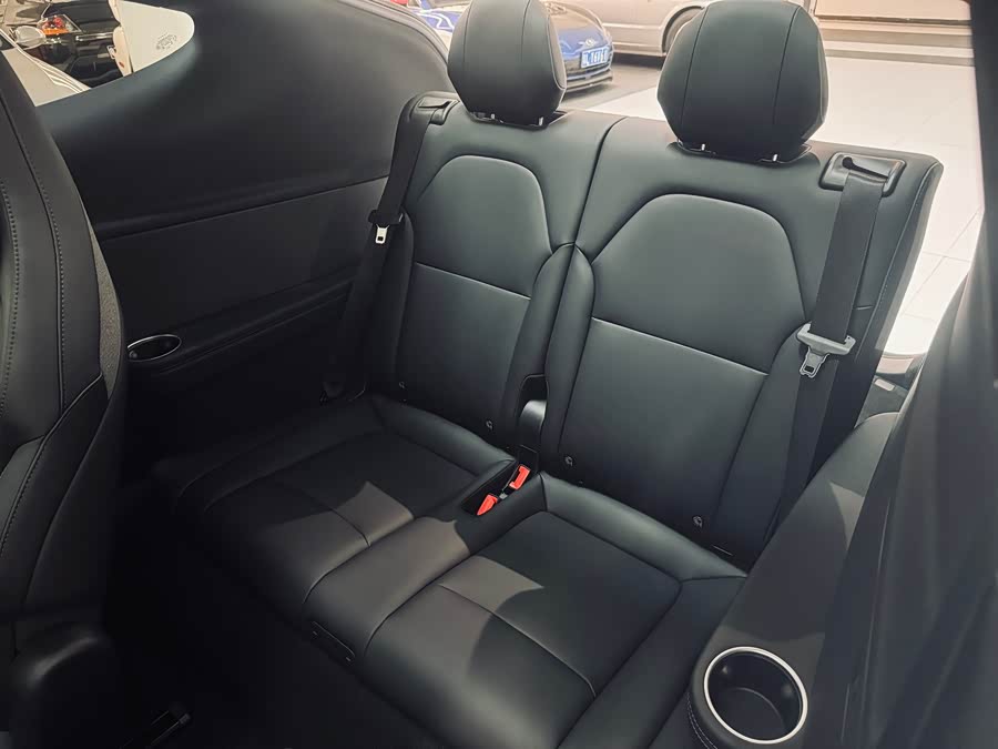 特斯拉 Model Y L 2025 汽车图片 #6