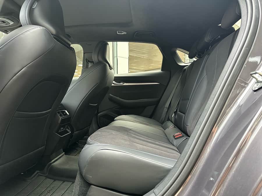 GEELY Preface 2024 car image #6