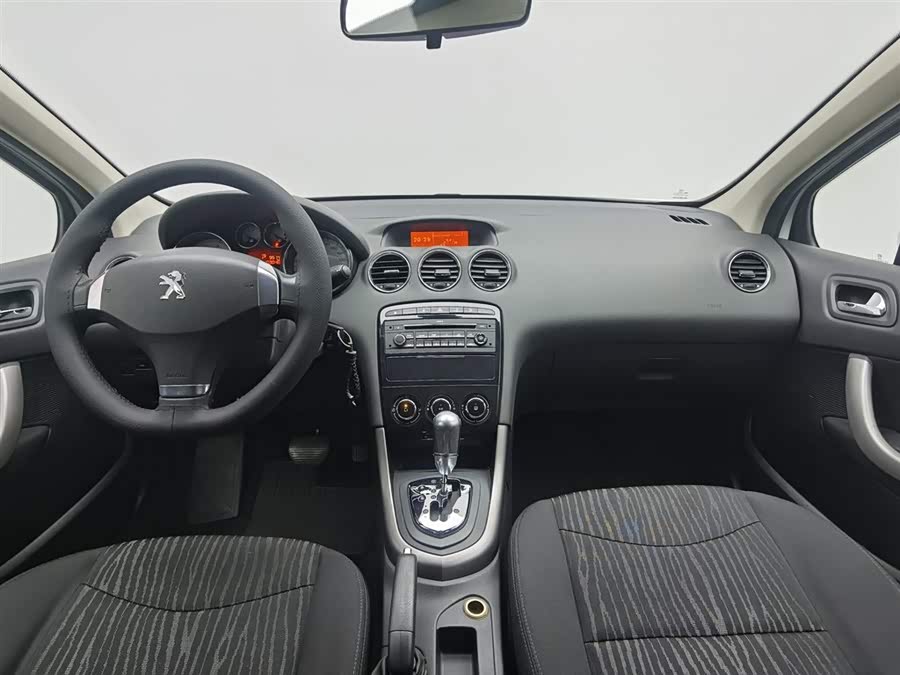 Peugeot 408 2013 car image #6