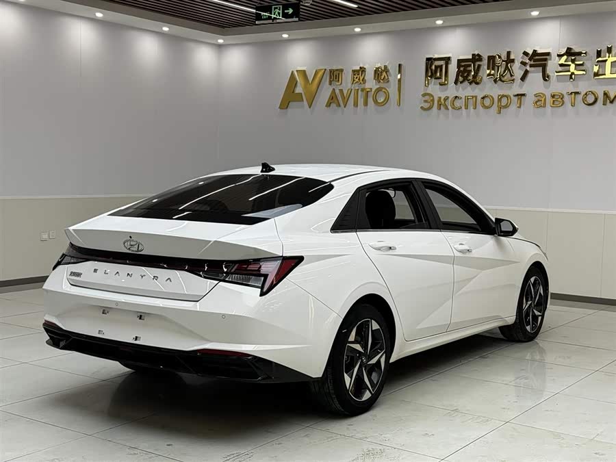 Hyundai Elantra 2023 car image #6