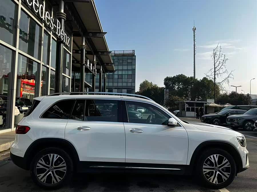 Mercedes-Benz GLB Class 2024 #6 Mercedes-Benz GLB Class 2024 immagine di auto #6