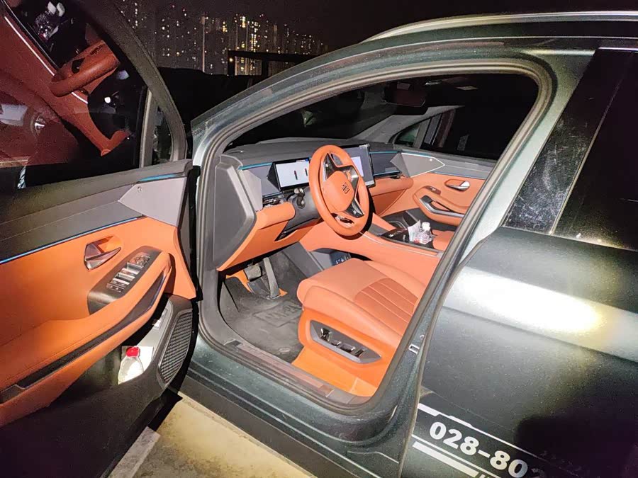 BYD Tang L 2025 car image #6