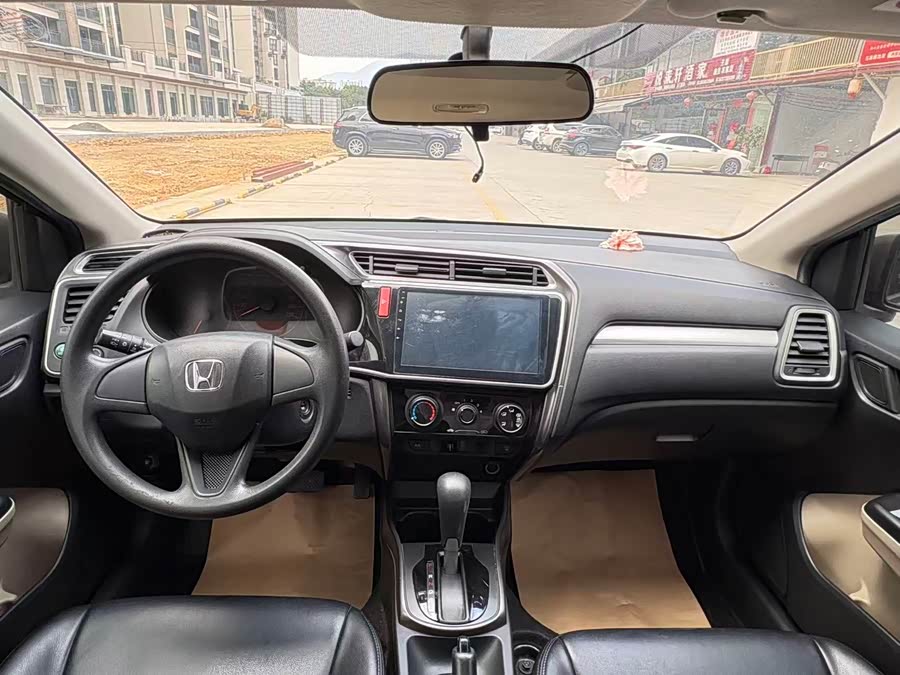 Honda Greiz 2018 صورة سيارة #6