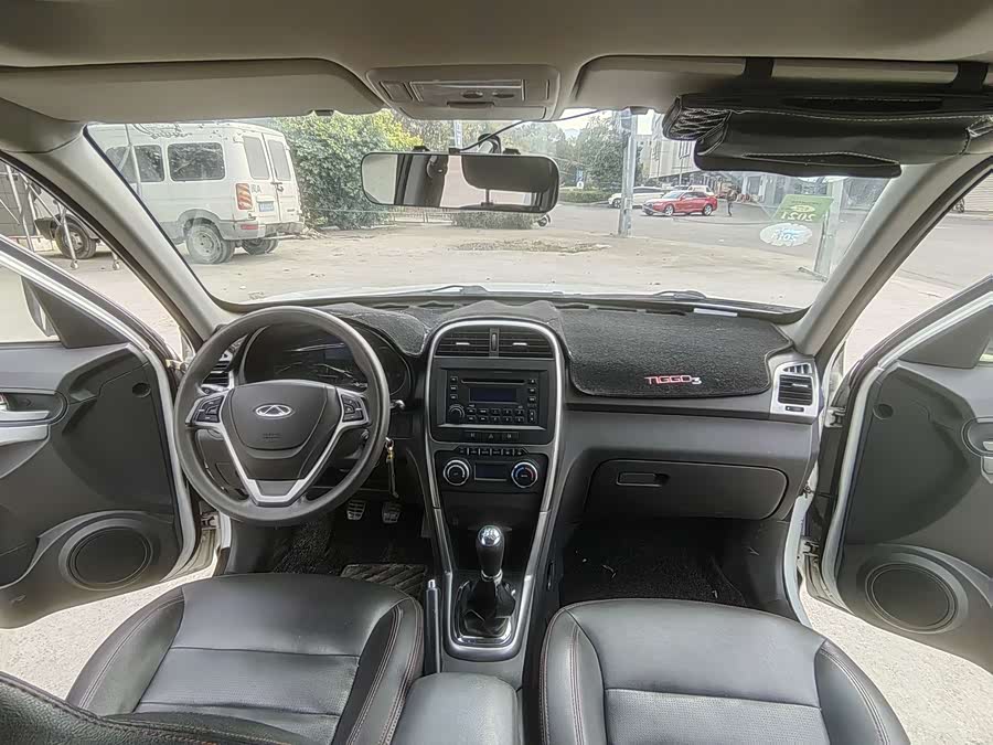 Chery Tiggo 3 2014 car image #6