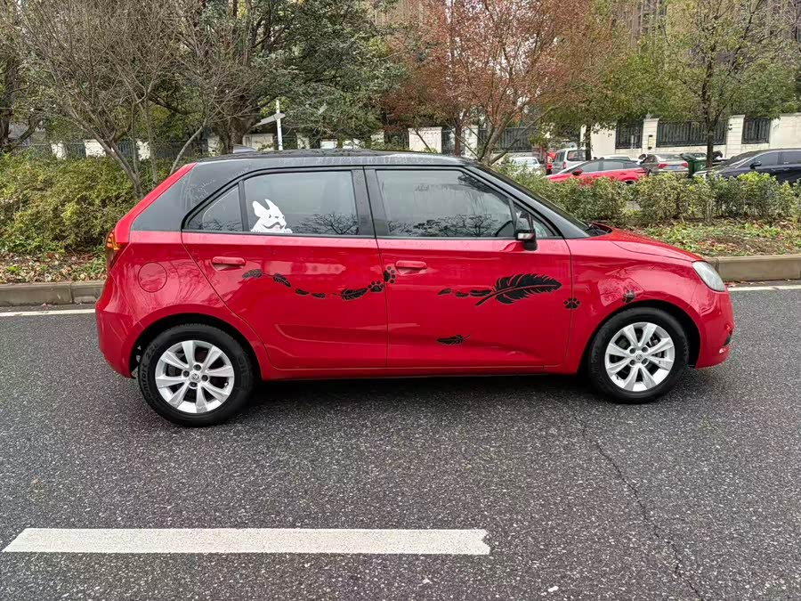 MG 3 2012 car image #6