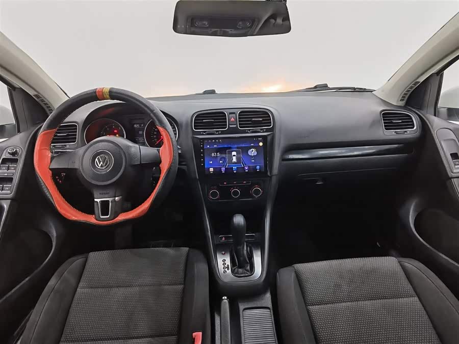 Volkswagen Golf 2013 car image #6