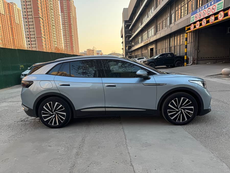 Volkswagen ID.4 X 2021 immagine di auto #6