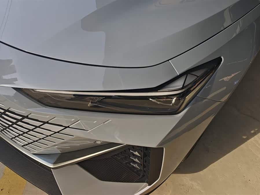 Changan UNI-V iDD 2023 #6 Changan UNI-V iDD 2023 car image #6