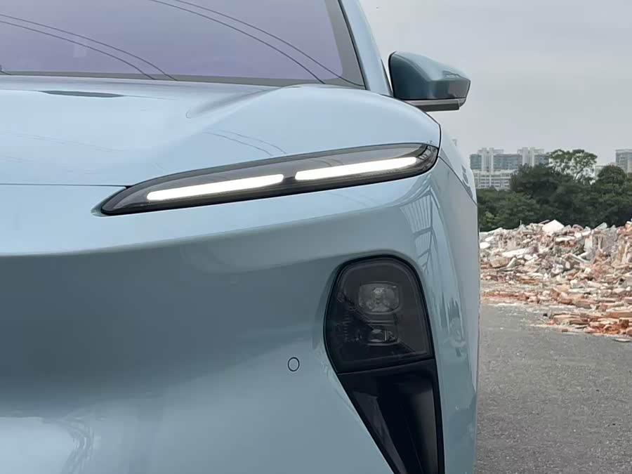 NIO ET5 2023 car image #6