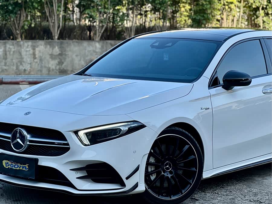 Mercedes-Benz 2020 car image #6