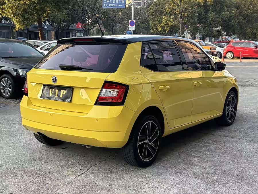 Skoda Fabia 2018 #6 Skoda Fabia 2018 car image #6