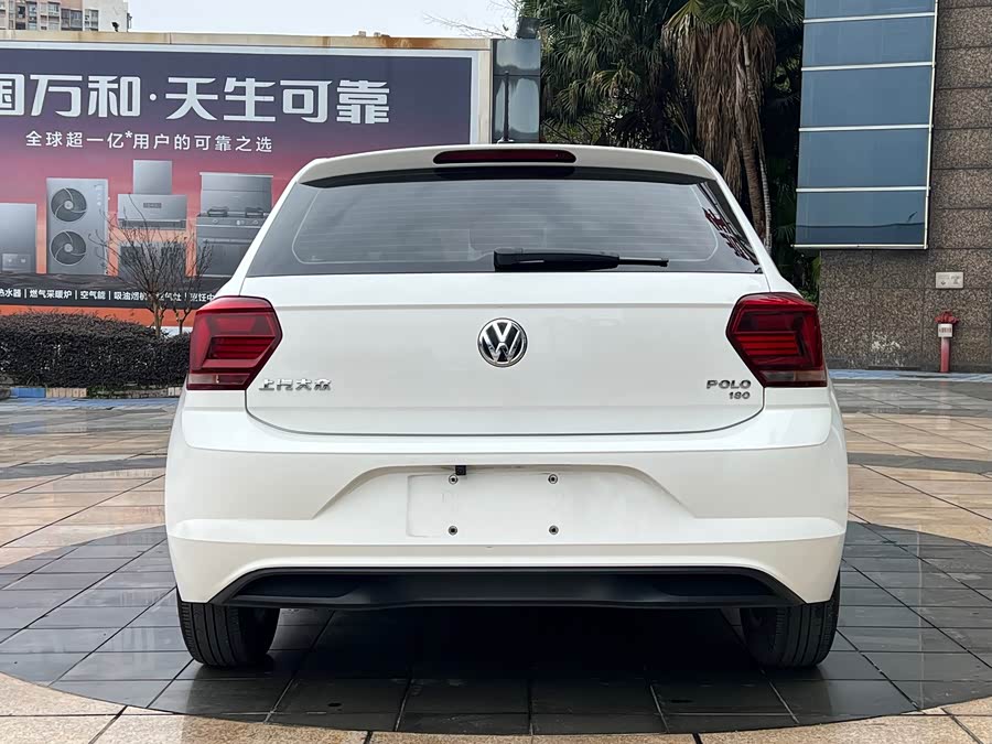 Volkswagen Polo 2020 car image #6