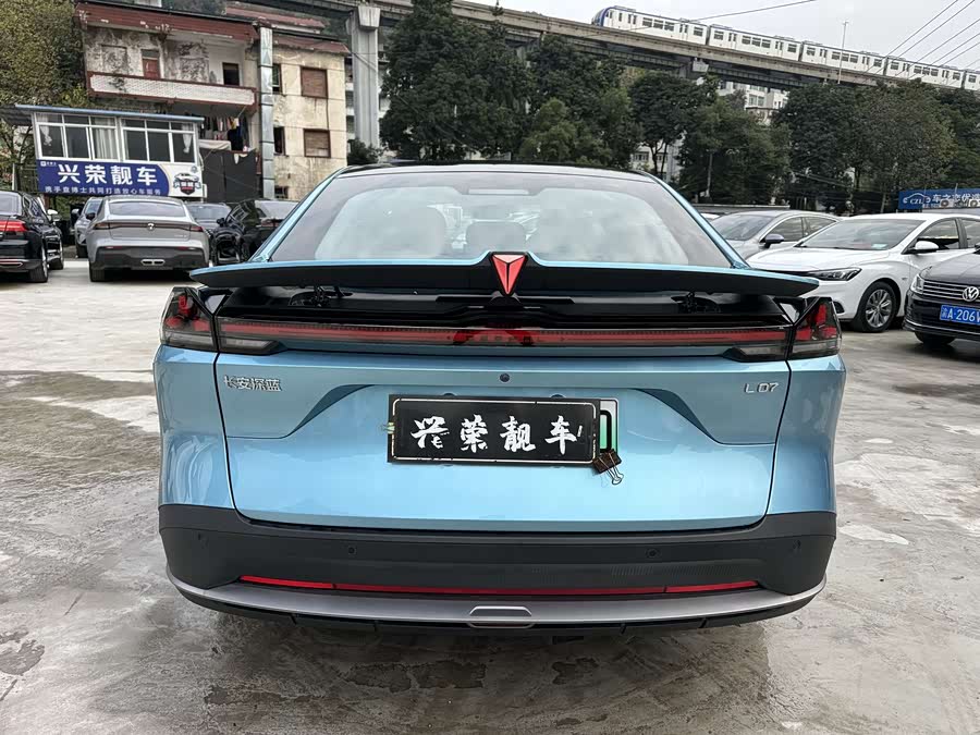 Deepal L07 2024 #6 Deepal L07 2024 immagine di auto #6