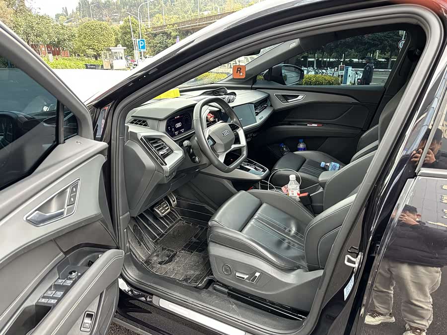 Audi Q5 e-tron 2024 #6 Audi Q5 e-tron 2024 immagine di auto #6