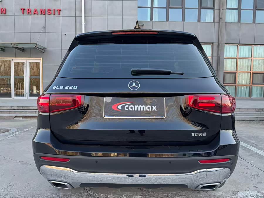 Mercedes-Benz GLB Class 2024 car image #6