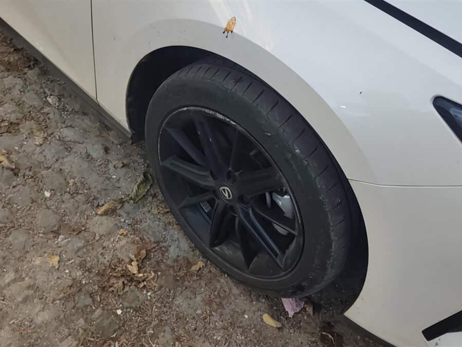 Changan UNI-V iDD 2023 car image #6