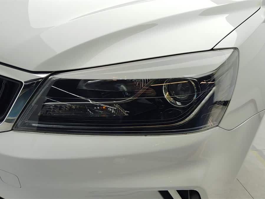 GEELY Emgrand 2021 car image #6