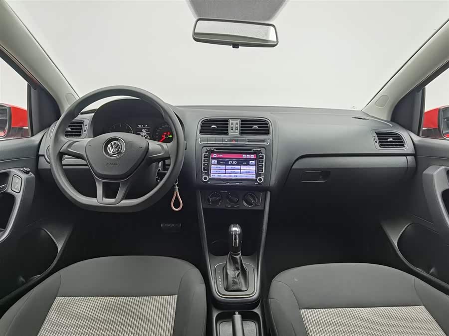 Volkswagen Polo 2017 car image #6