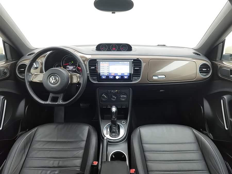 Volkswagen Beetle 2013 car image #6