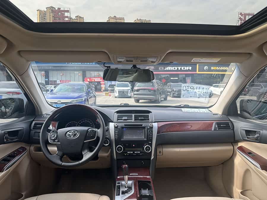 Toyota C3R 2014 car image #6