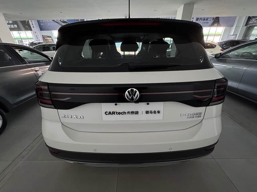 Volkswagen T-Cross 2019 #6 Volkswagen T-Cross 2019 car image #6