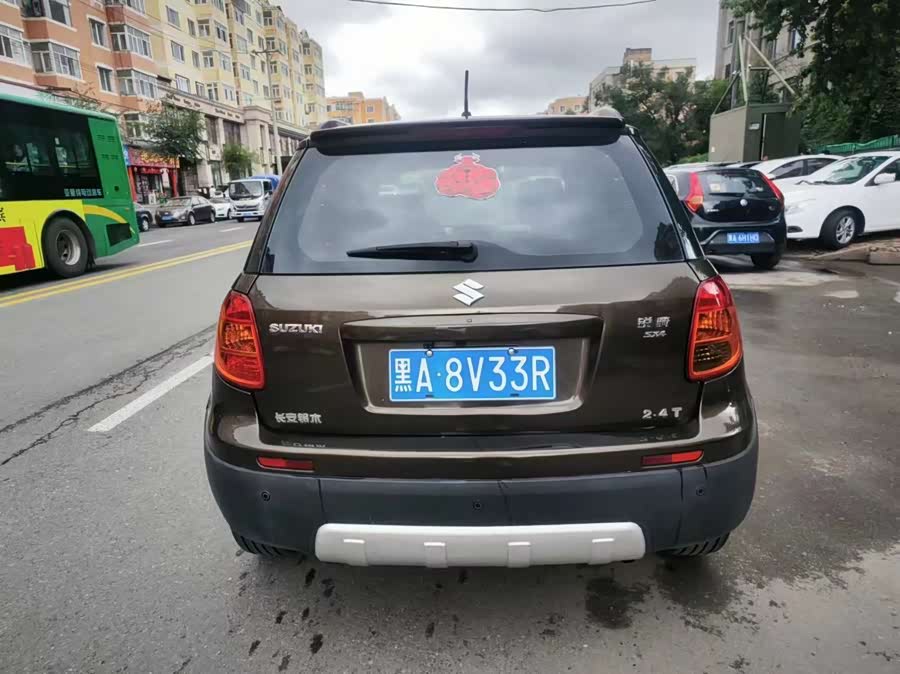 Suzuki SX4 2017 car image #6