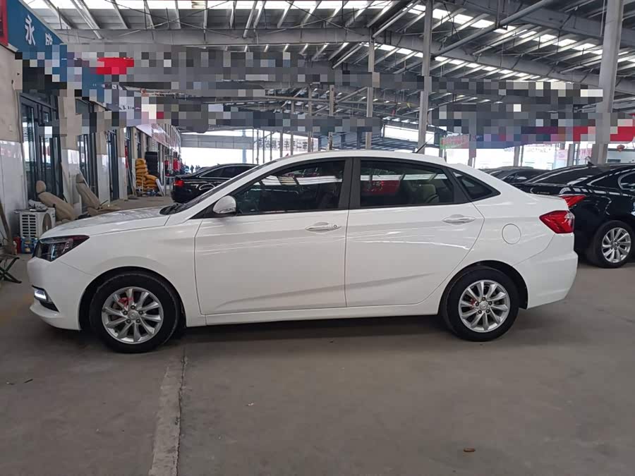 Changan Alsvin V7 2017 car image #6