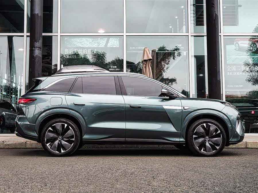 BYD Tang L 2025 immagine di auto #6